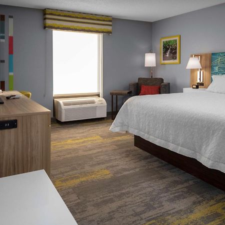 Hampton Inn Gretna - Smith Mountain Lake Экстерьер фото