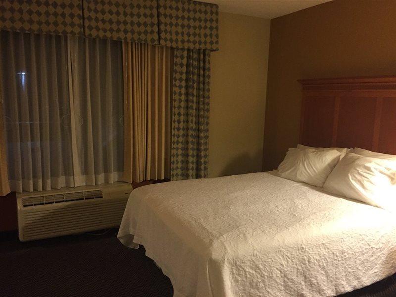 Hampton Inn Gretna - Smith Mountain Lake Экстерьер фото