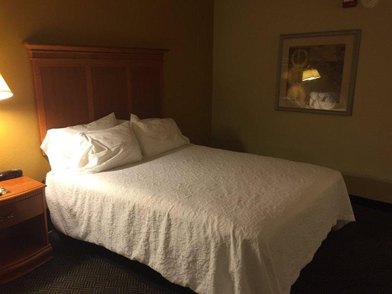 Hampton Inn Gretna - Smith Mountain Lake Экстерьер фото