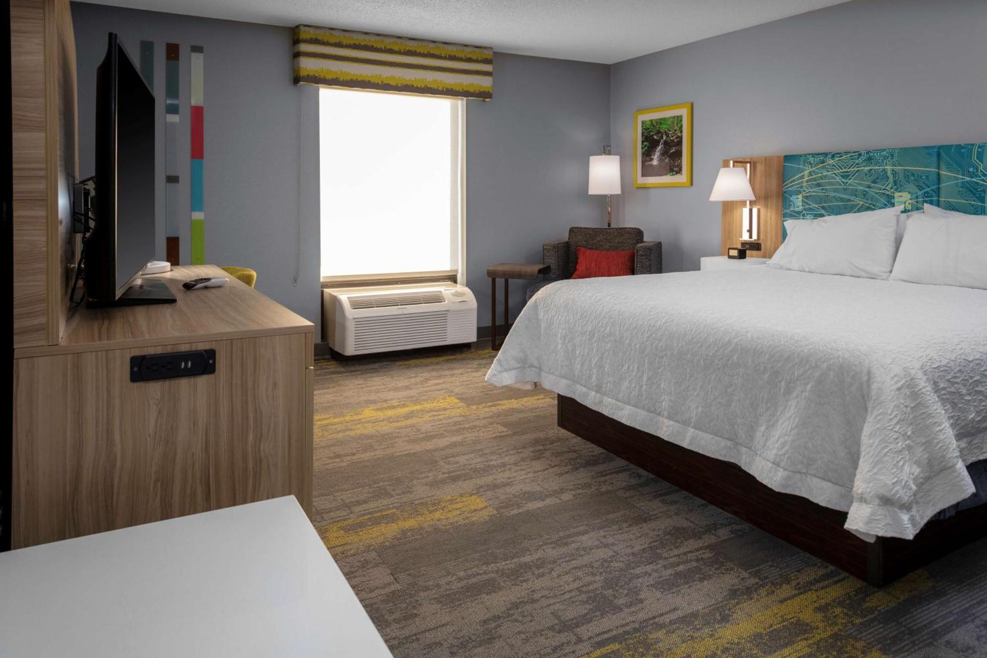 Hampton Inn Gretna - Smith Mountain Lake Экстерьер фото