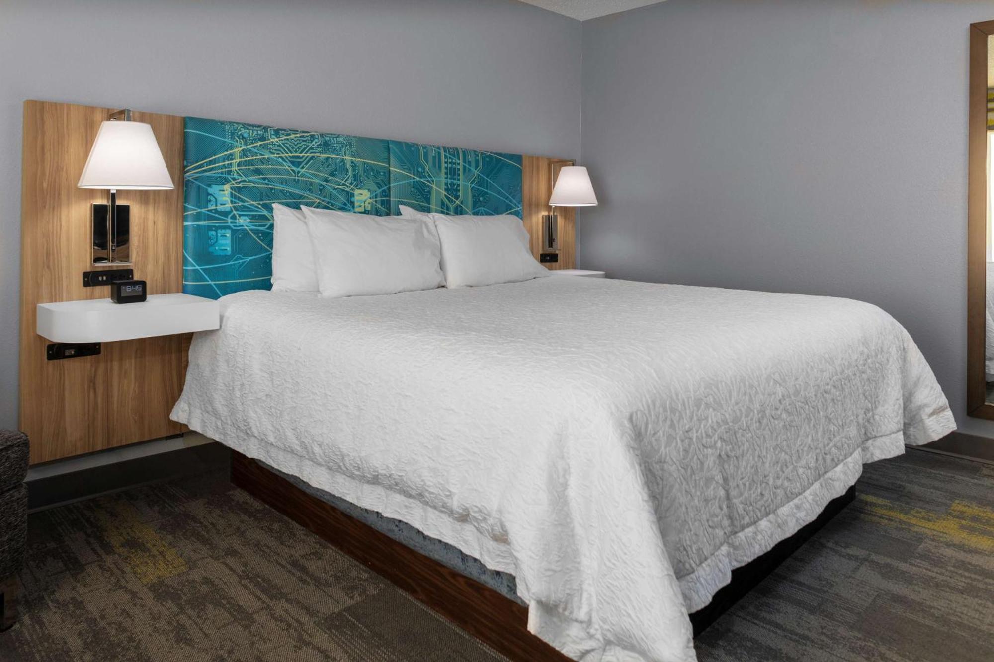Hampton Inn Gretna - Smith Mountain Lake Экстерьер фото